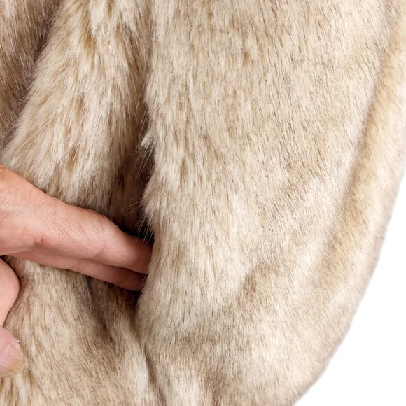 Sanctuary Designed in Las Vegas Womens S Natural Faux Fur Fully Lined Cozy Vest - Picture 6 of 12